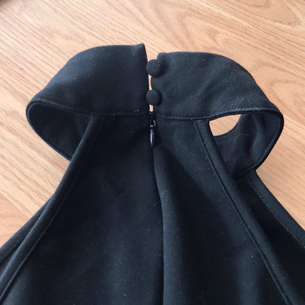 Lulu’s LBD - Picture 4 of 7